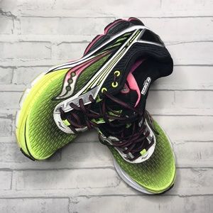 Saucony Cortana 2 running shoes